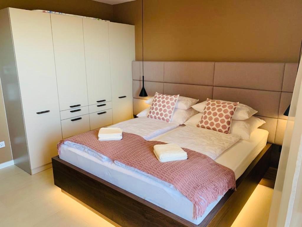 Zadar Panorama Sea View Apartments מראה חיצוני תמונה