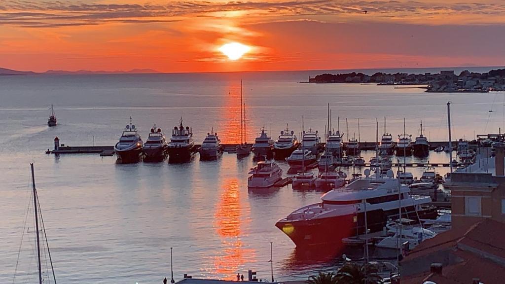 Zadar Panorama Sea View Apartments מראה חיצוני תמונה